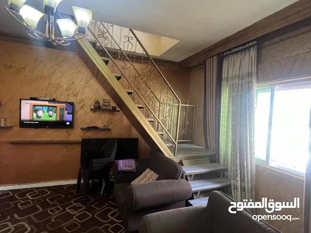 120 m2 4 Bedrooms Apartments for Sale in Amman Tabarboor