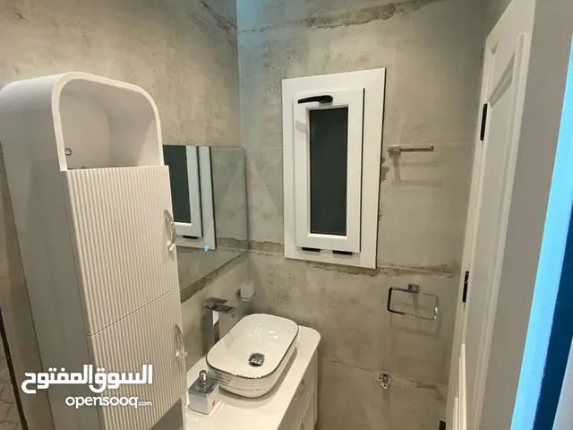 170 m2 5 Bedrooms Apartments for Sale in Tripoli Alfornaj