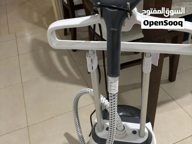 مكوى عامودية بحالة الجديد