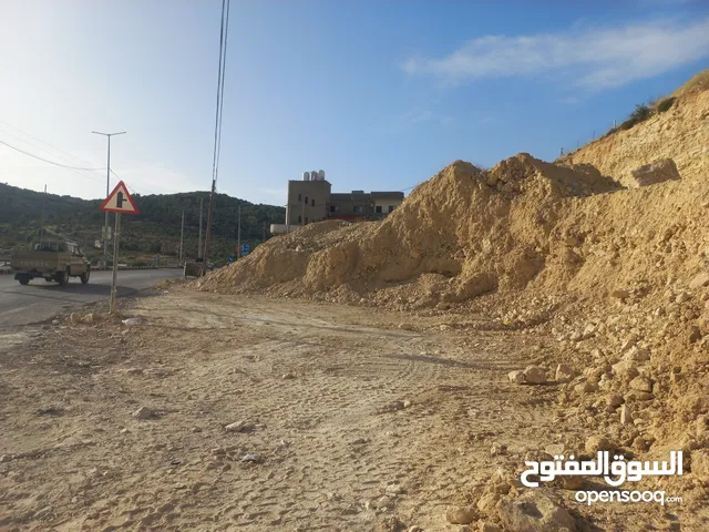 طمم للبيع .