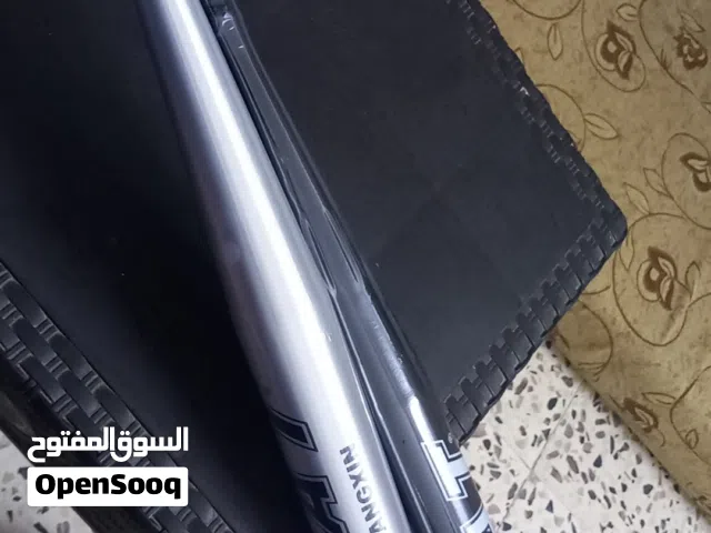 مضرب حديد جامد أصلي بجلاتينته حبات نظاف سعر منافس 7 دنانير والله يبارك للجميع (قانوني)