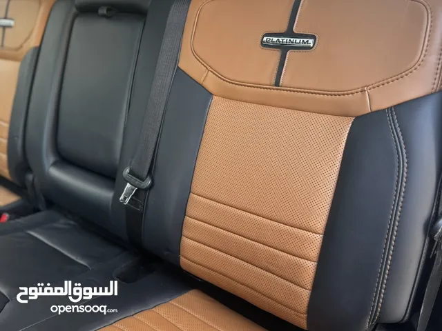 ford f150 platinum 2022 hybrid 3500 cc powerboost بلاتينيوم لون كحلي و داخلية مميزة لون كاميل