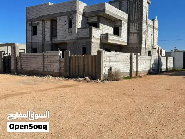 300 m2 More than 6 bedrooms Villa for Sale in Benghazi Venice