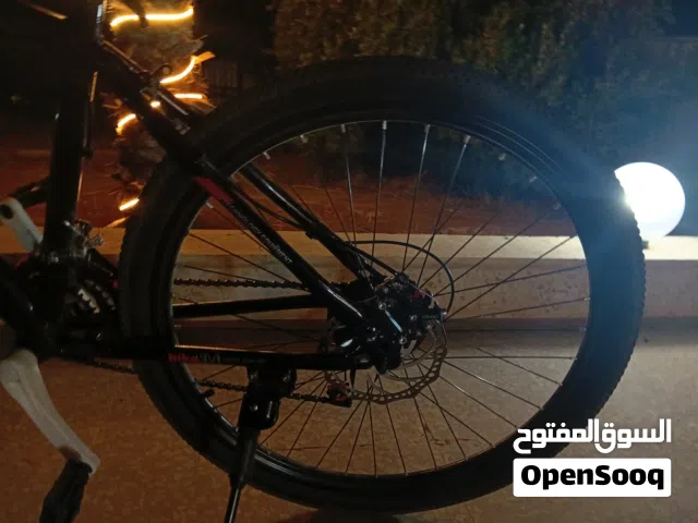 دراجه هوائيه نضيفه جداً قياس 26