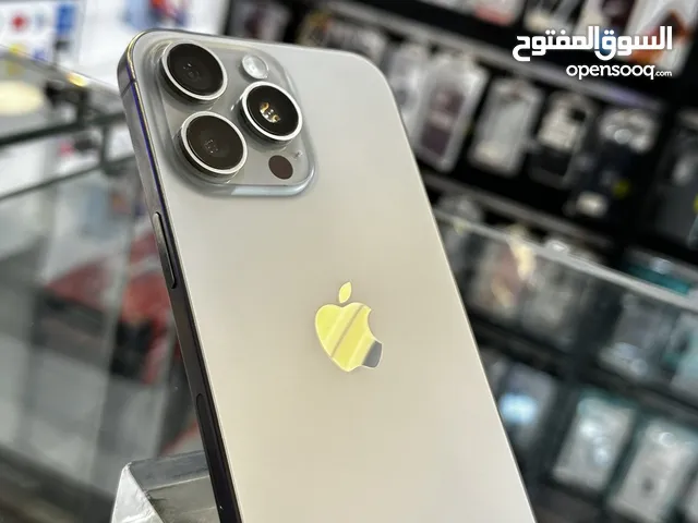 15 Pro Max 256GB بطارية 95% واري امريكي esim (مش مشفر )   متوفر كل الوانه  الاجهزة نضيفة ومكفوله