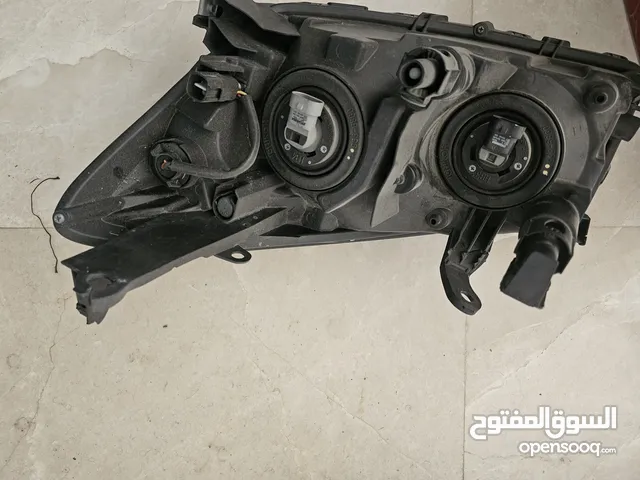 فنارات تويوتا راف 2011 مستعمل