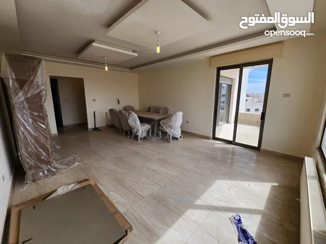 شقة فاخرة للبيع في منطقة الظهير - ref : 14498