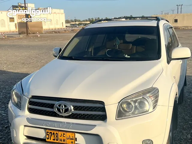 Used Toyota RAV 4 in Dhofar