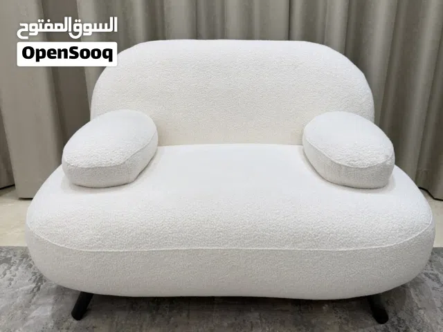 للبيع كنبة OC Home الأصلية — استخدام خفيف جداً