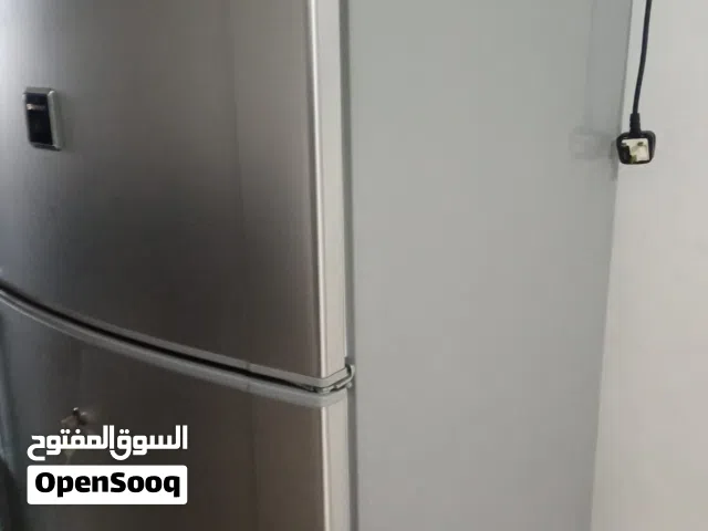 ثلاجة شارب sharp للبيع مثل الجديدة ما شاء الله،اقل سعر في الأردن