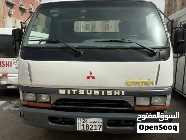 2003 ميتسوبيشي كانتر