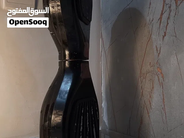 سكوتر اسود لامع