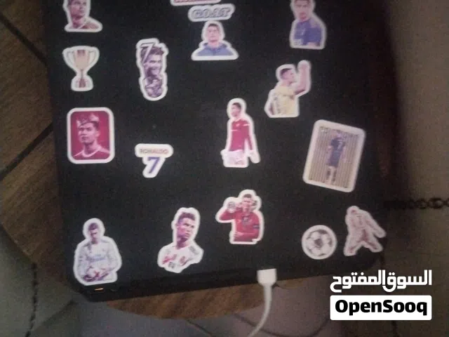 بلي فور مستعمل نوعه البلي فور العادي اشتريته ب 2024 و ما مفتوح ولا مبدل اي قطعه ويها يجي 3 جوستكات