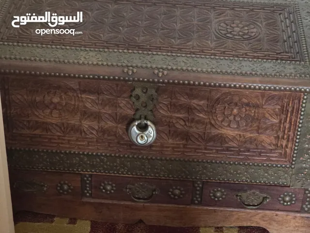 مندوس قديم من خشب الساج بحاله ممتازه