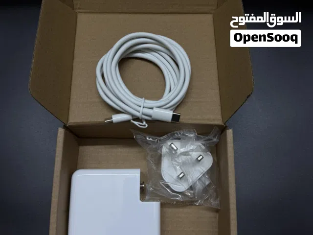 ملحقات اجهزة ماك بوك