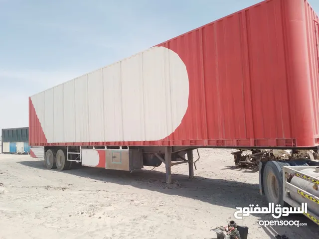 صندوق لشحن البضائع 
الطول 16 متر
للتواصل 
ابوظبي ... الفايه  طريق الشاحنات