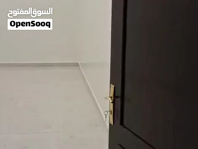 400 m2 3 Bedrooms Apartments for Rent in Farwaniya West Abdullah Al-Mubarak
