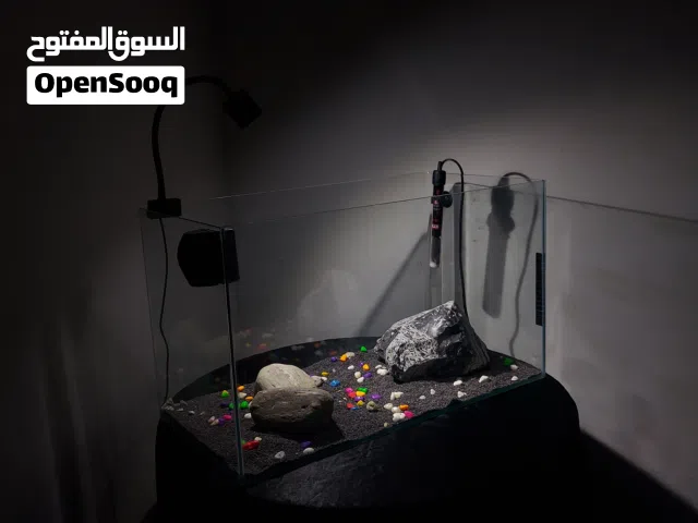 حوض سمك فاخر مع معداته