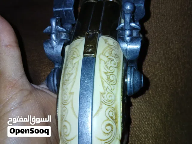 قطعه ديكور فقط