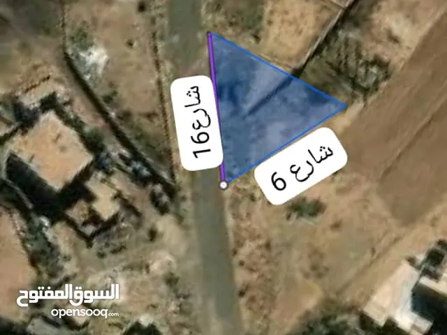 الموقع حده خط العشاش. شوارع الارض على شارع 30 / 16 وعلى6 السعر اللبنه من 5 مليون قابل لتفاو