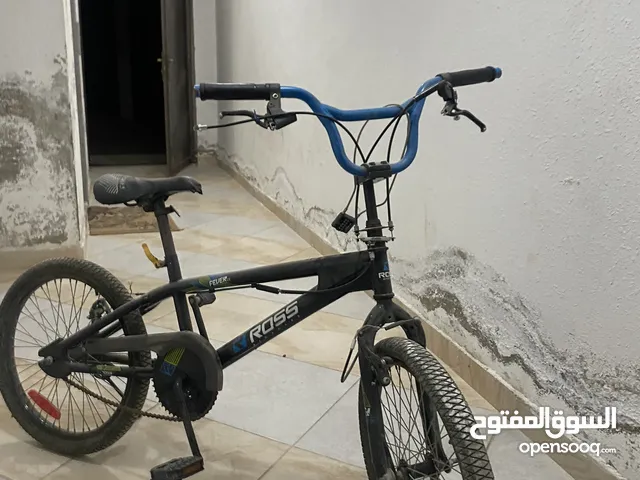 بسكليت أمريكي وجبلي جنط 20وقوي وبسعر حارق وقابل للمفاوضة
