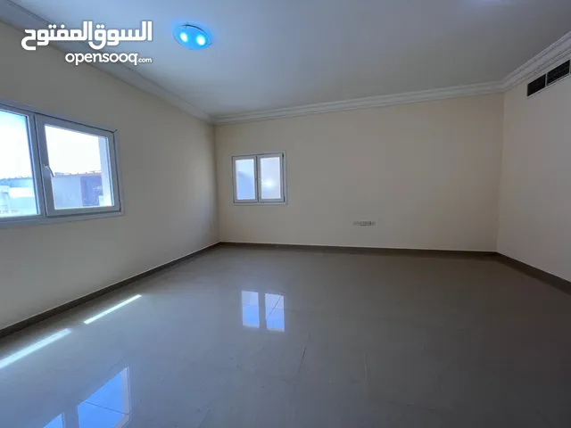 120 m2 4 Bedrooms Apartments for Rent in Abu Dhabi Other