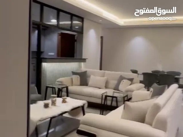 155 m2 3 Bedrooms Apartments for Rent in Al Riyadh Al Malqa