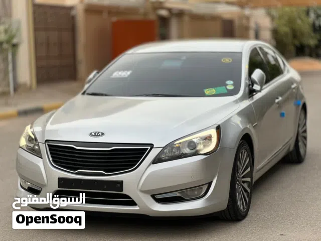 Used Kia Cadenza in Tripoli
