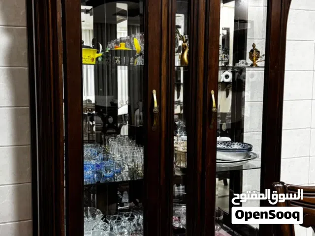 غرفه سفره كامله خشب زان بالكامل جديده استعمال بسيط جدا للبيع بحال الوكاله