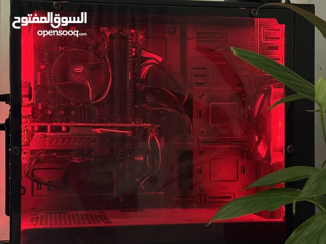 بي سي مع شاشه للبيع