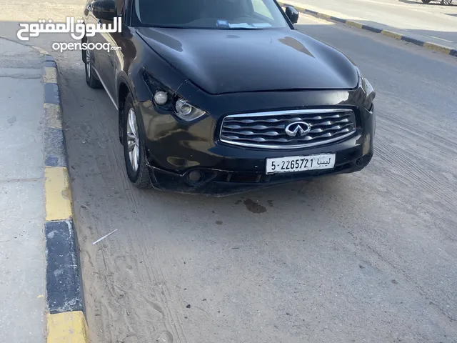 Used Infiniti FX35 in Tripoli