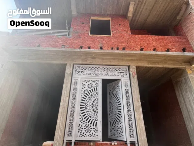 شقه للبيع في اللبيني فيصل عند مرور مساحه80متر طوب أحمر مرخصه العماره