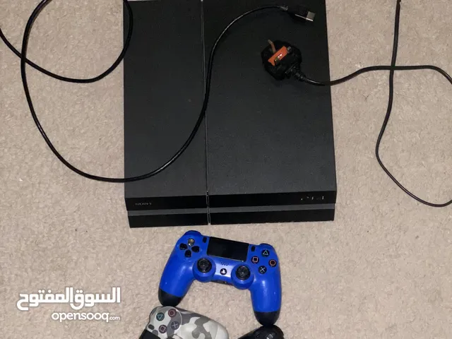 بليستيشن 4 مع 3 قيور