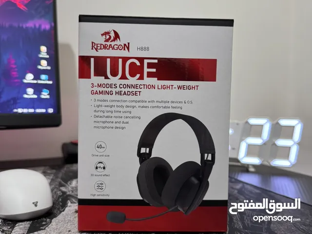 Redragon h888 headset & fantech tower AC3001s headset stand للبيع