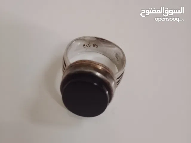 خاتم فضه اصلي 925 وموجود الختم في الخاتم