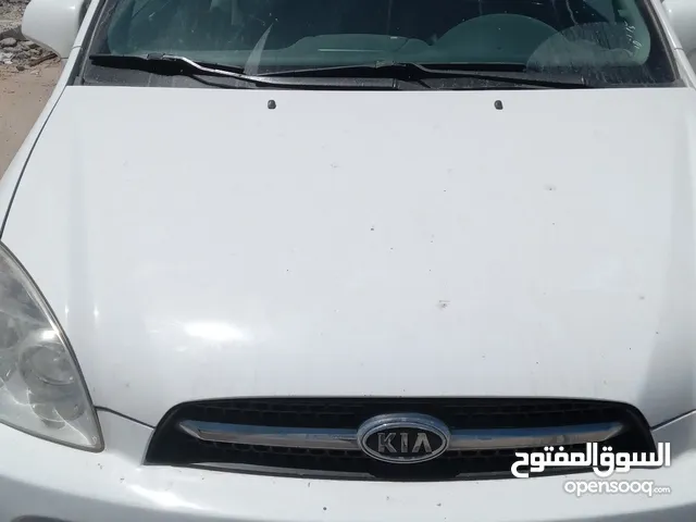 Used Kia Carens in Tripoli