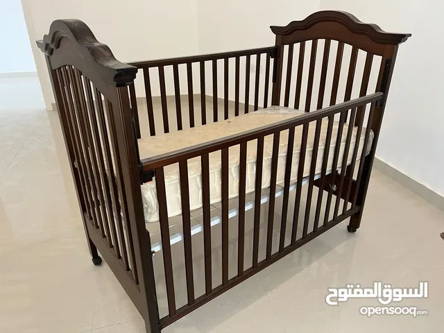 سرير اطفال للبيع junior