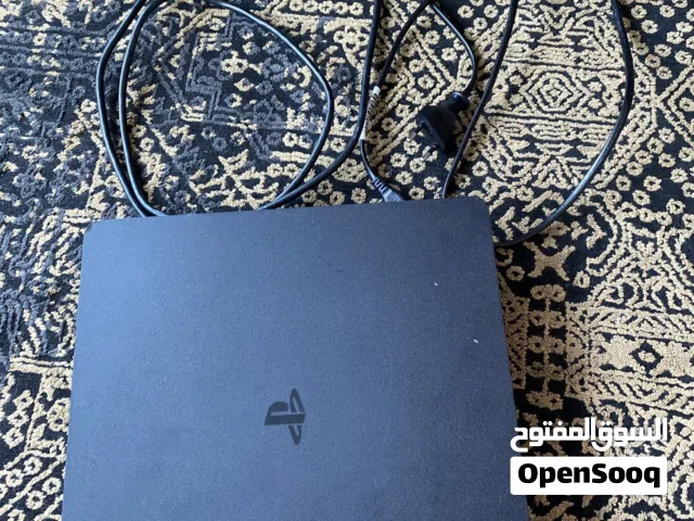 Playstation 4 Slim Disc Version Without Controllers - Clean And Working 500 GB Storage