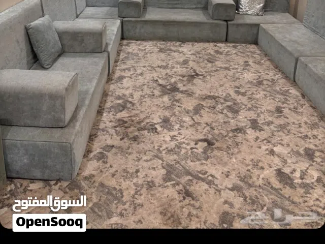 شراء أثاث مستعمل بالرياض ونقل العفش داخل وخارج الرياض وطش الأثاث التآلف والقديم بالرياض