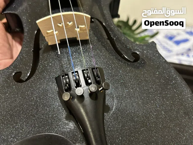 كمنجة جديدة بالكرتونviolin