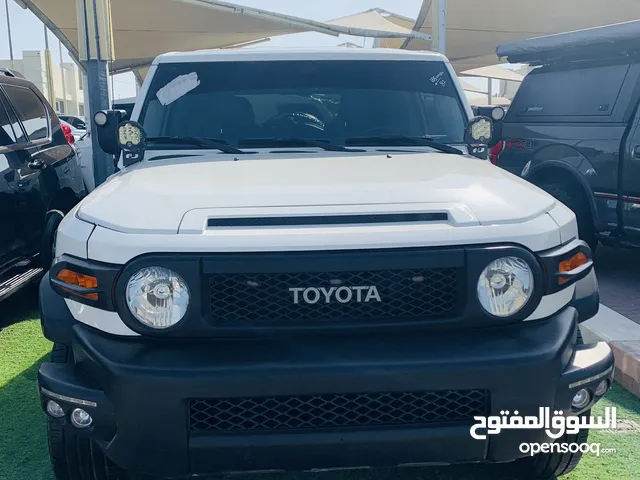 Toyota FJ 2014 in Sharjah