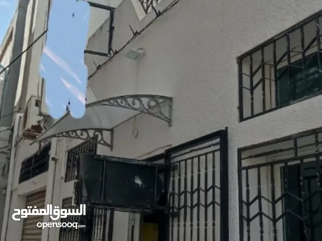 فندق تجاري للإيجار او للبيع عالساحلي بالخمس