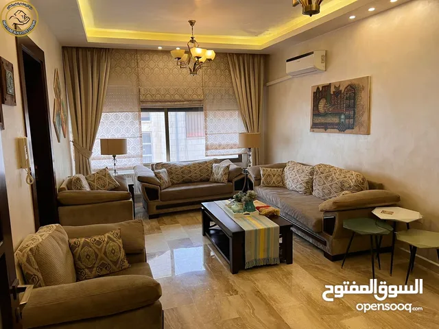 شقة مفروشة فاخرة للبيع في أم أذينة طابق اول 180م تشطيب سوبر ديلوكس