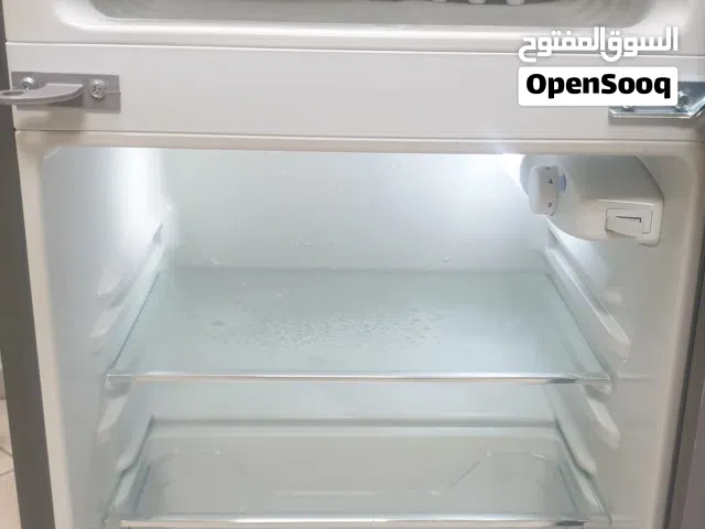 ثلاجة Nikai 135L Gross/88L Net, Small Double Door Refrigerator مع كفالة جديدة