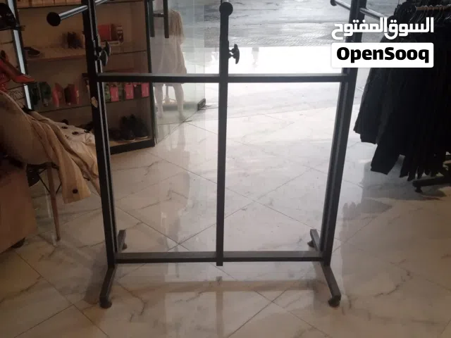 ستاندات عرض ملابس