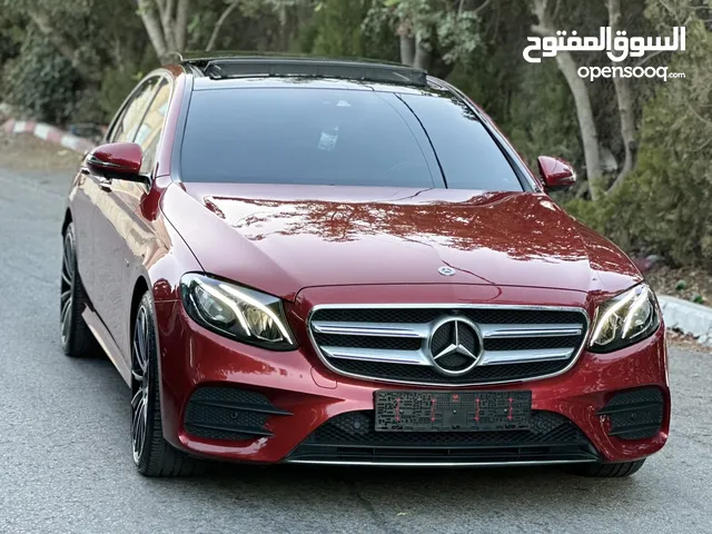 Mercedes - Benz E300