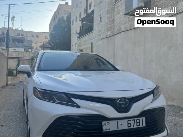 2020 تويوتا كامري LE