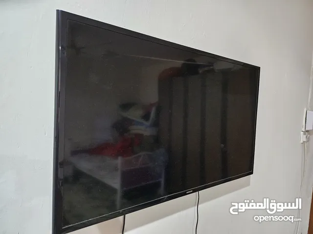 Samsung Smart 43 inch TV in Basra