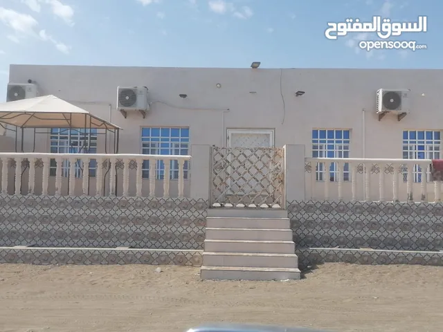 3 Bedrooms Farms for Sale in Al Batinah Sohar
