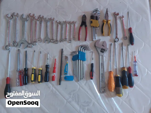 Mixed Hand Tools Set for Sale / أدوات يدوية مستعملة للبيع